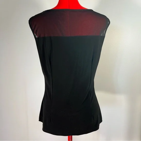 Black top - Picture 5 of 8